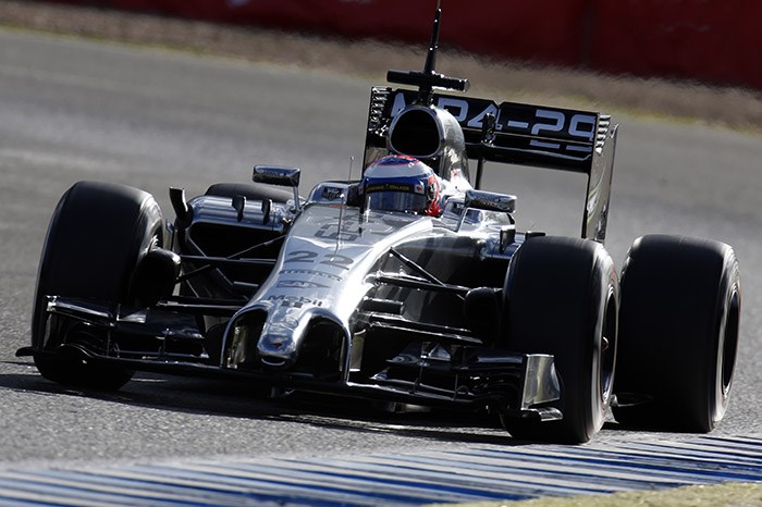 Jerez F1 test: McLaren fastest, Renault in trouble
