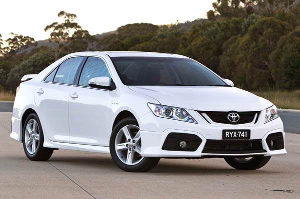 Toyota to end Australian car manufacturing by 2017