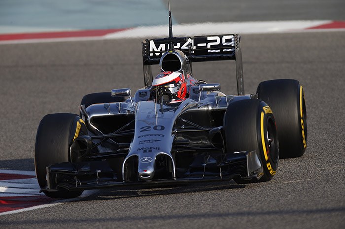 Magnussen puts McLaren on top on day two in Bahrain