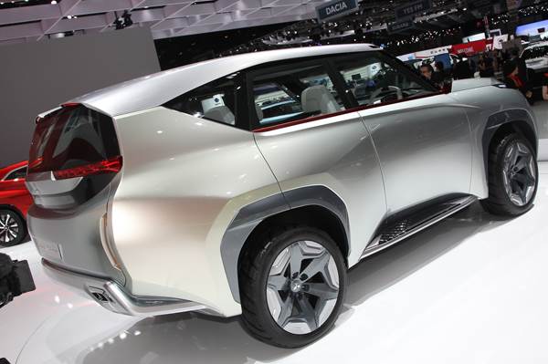 Geneva 2014: Mitsubishi shows two new concepts