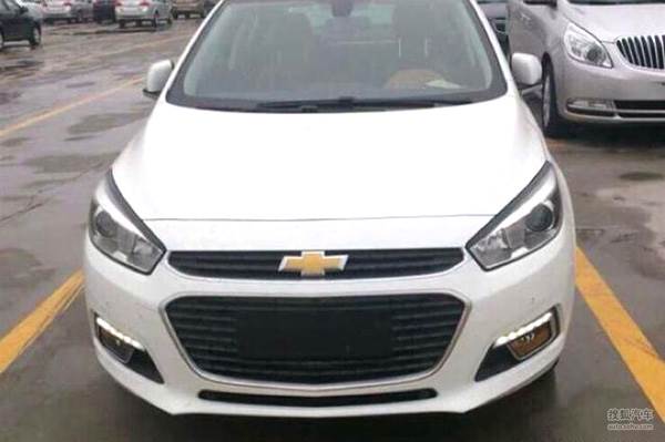 Next-gen Chevrolet Cruze spied in China