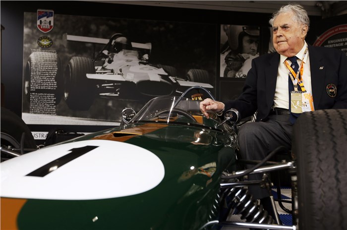 Three-time world champion Sir Jack Brabham passes away