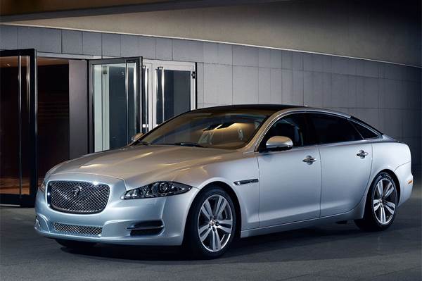 Locally assembled Jaguar XJ launched at Rs 92.1 lakh