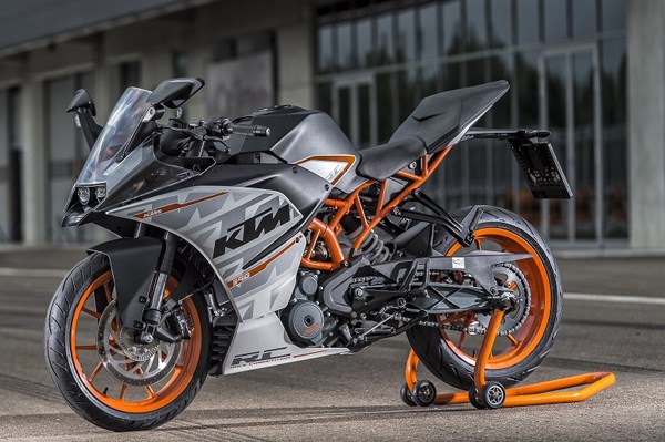 KTM RC390 launched at Rs 2.05 lakh, RC200 at Rs 1.60 lakh