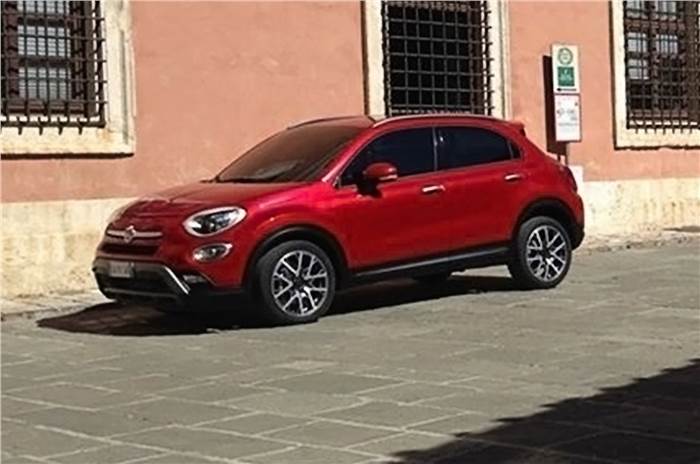 Fiat 500X seen in leaked images