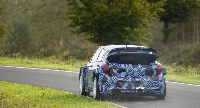 Next-gen Hyundai i20 WRC begins tests
