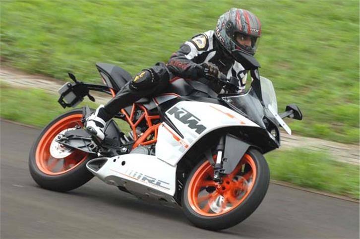 KTM RC390 and RC200 track review in India