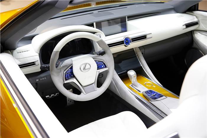 Lexus LF-C2 concept unveiled