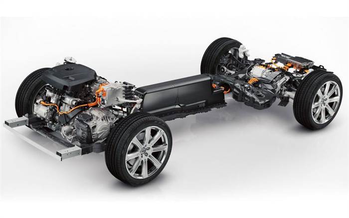 Volvo prioritises hybrid tech over EV