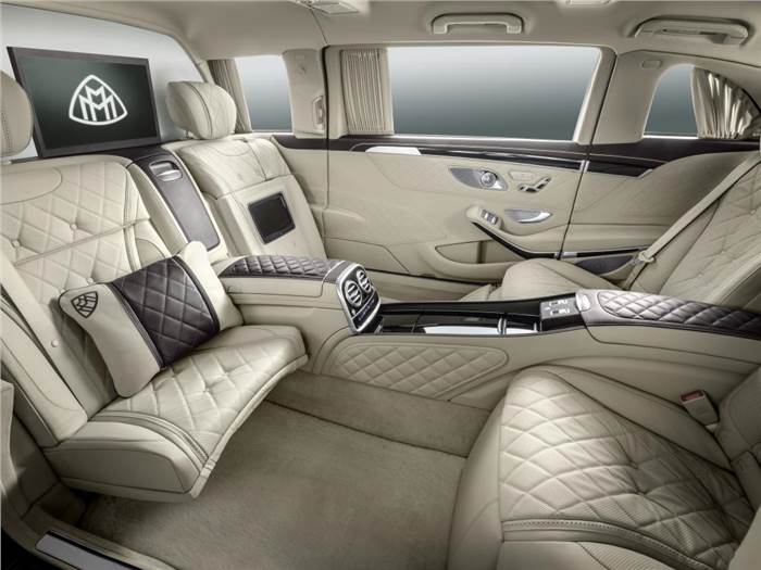 Mercedes-Maybach Pullman revealed