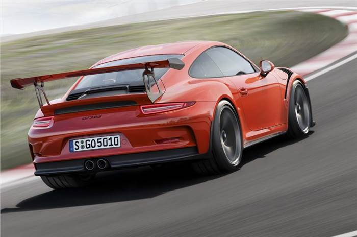 New Porsche 911 GT3 RS unveiled at Geneva