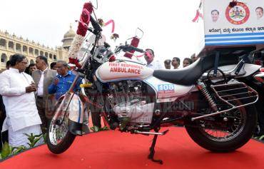 Bajaj Avenger takes role of mobile ambulance in Karnataka