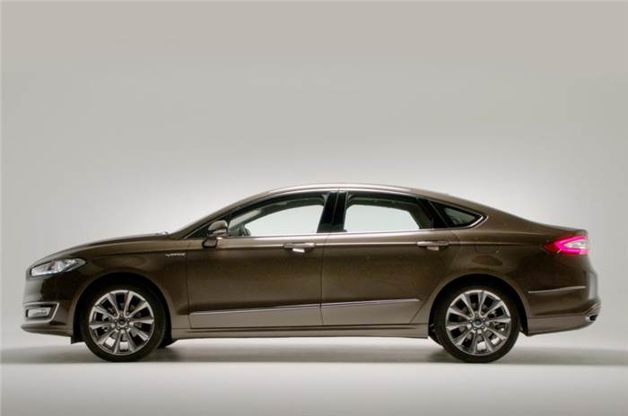 Ford unveils high-end 2015 Mondeo Vignale