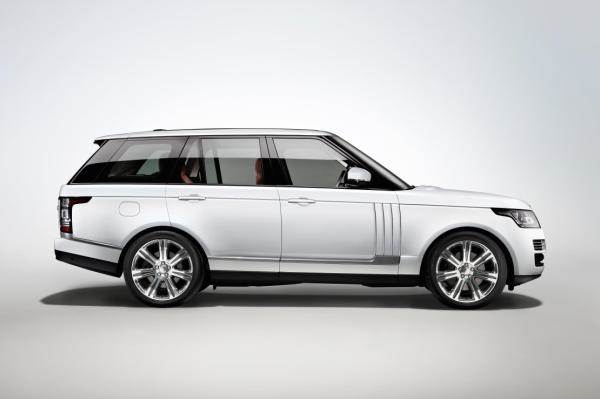 Range Rover LWB Autobiography Black edition priced at Rs 3.75 crore