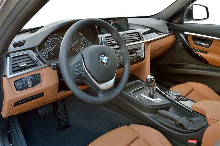 Facelifted BMW 3-series revealed