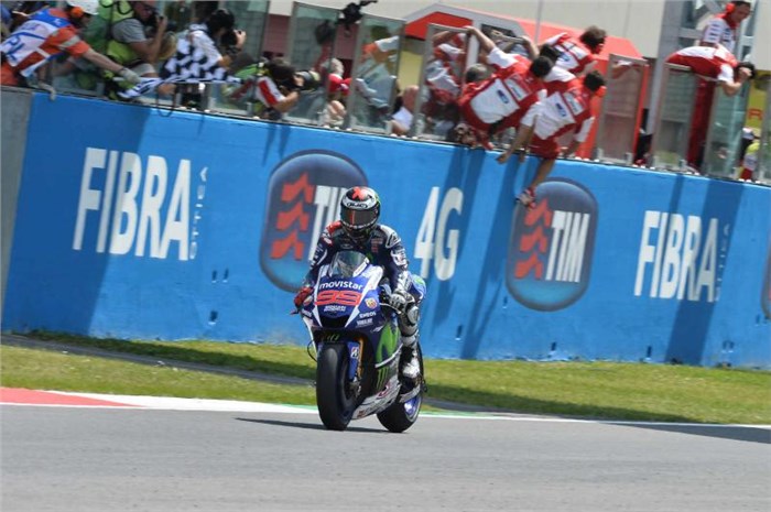 MotoGP: Lorenzo dominates at Mugello, Marquez crashes