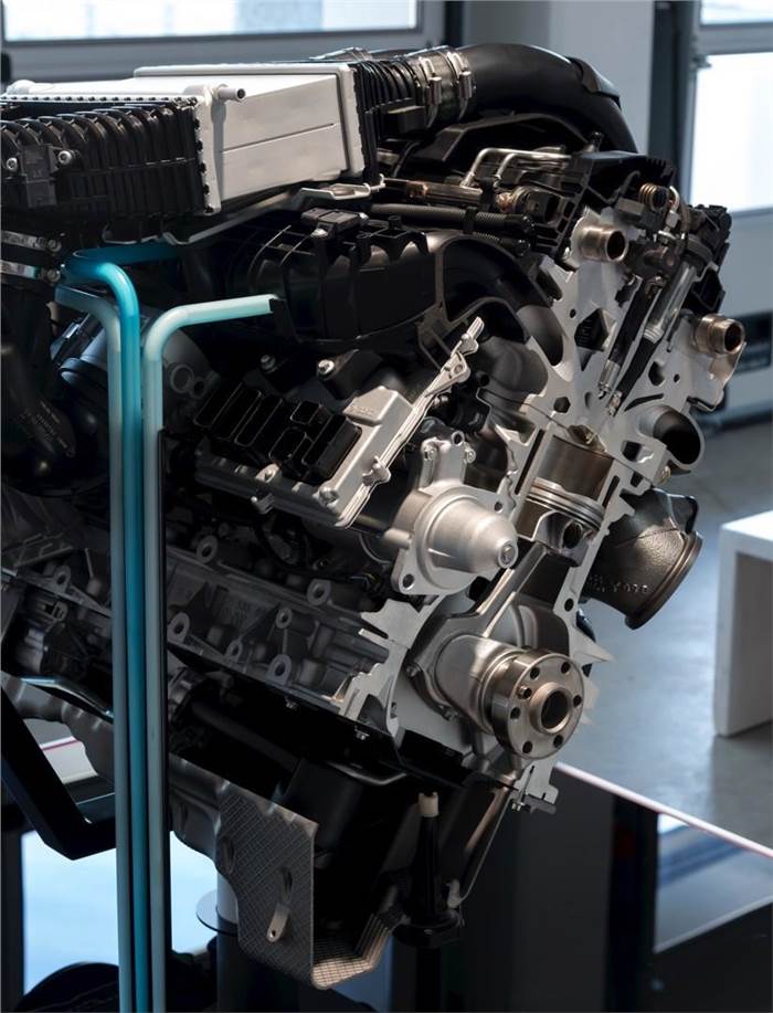 BMW reveals water-injected turbo petrol unit