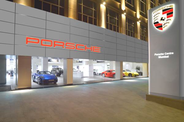 New management takes over Porsche Centre in Mumbai