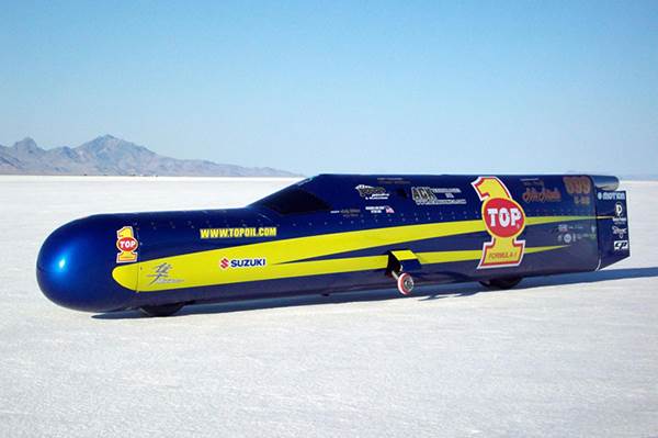 Triumph to set land speed record at Bonneville Salt Flats