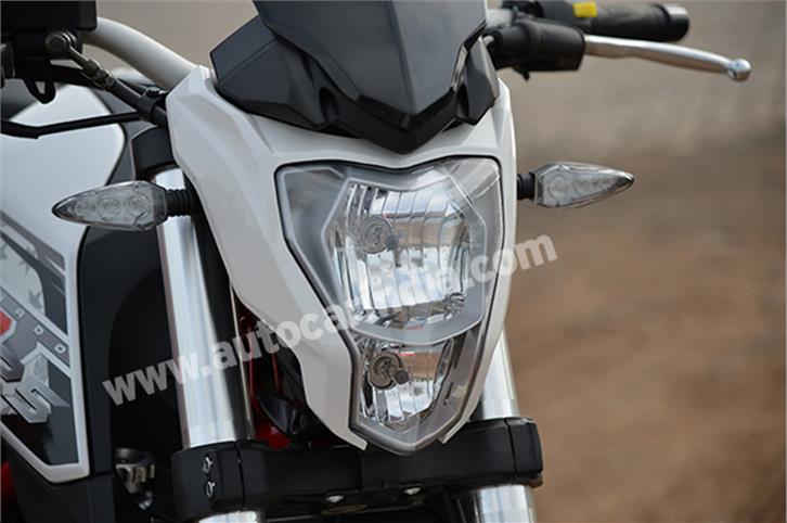 Benelli TNT 25 review, test ride