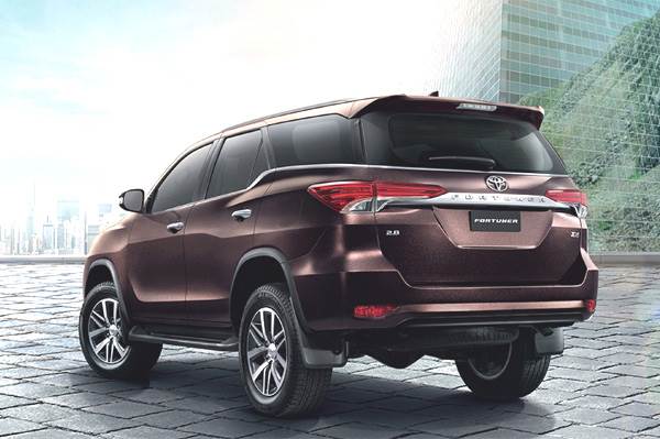 New Toyota Fortuner: First look