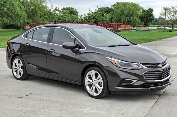 New Chevrolet Cruze: First look