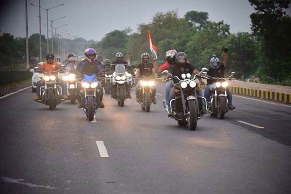 Triumph organises Independence Day ride