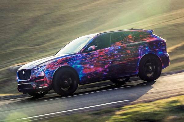 Jaguar F-Pace to share technology with F-Type