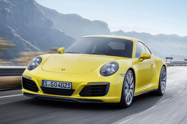 Porsche reveals new 911 Targa 4 and Carrera 4