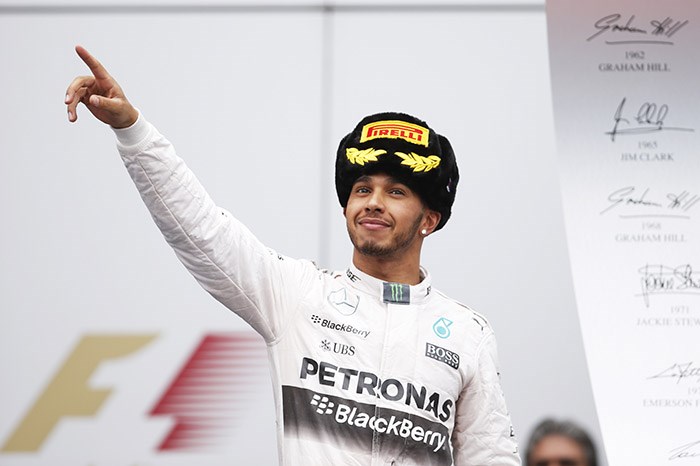 F1: Hamilton dominates in Russia after Rosberg retires