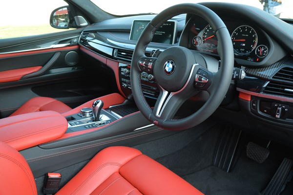 BMW X5M, X6M track drive