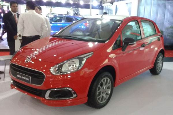 Fiat Punto Evo Sportivo launched, showcased at APS 2015