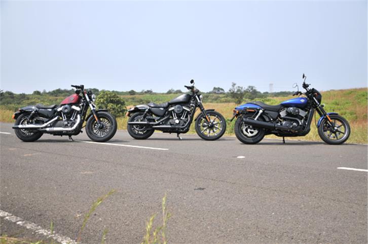 2016 Harley-Davidson Dark Custom review, test ride