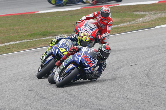 Lorenzo wins race and 2015 MotoGP title