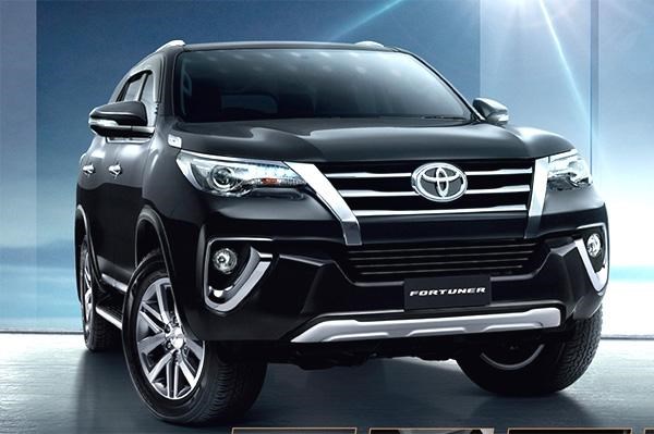 New Toyota Fortuner India launch in 2017