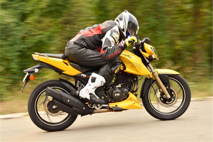 2016 TVS Apache RTR 200 review, test ride