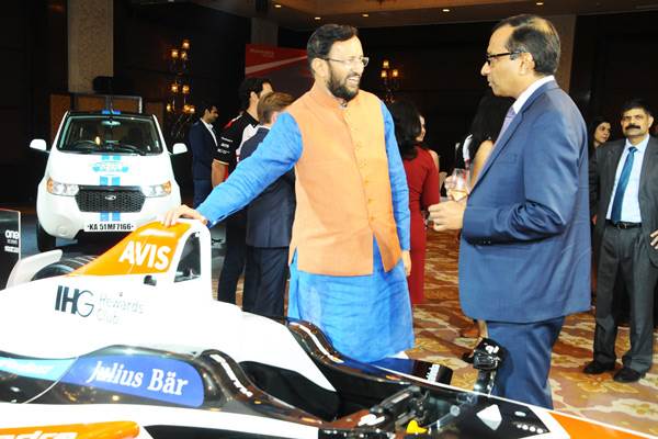 M&M showcases electric mobility readiness to government