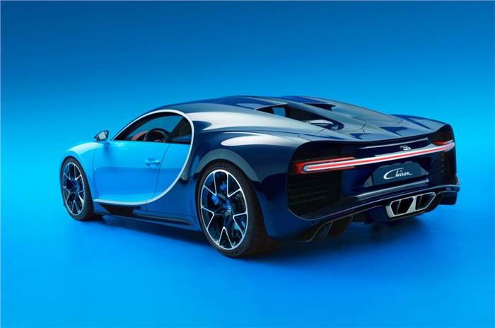 Bugatti Chiron revealed at Geneva