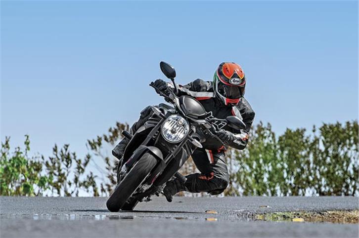 MV Agusta Brutale 1090 review, test ride