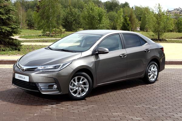 Toyota Corolla Altis facelift revealed