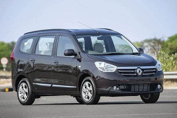 Renault Lodgy prices slashed by up to Rs 96,000