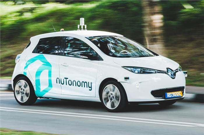 World&#8217;s first autonomous taxi service begins trials in Singapore