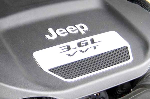 Jeep Grand Cherokee, Wrangler petrol coming this November