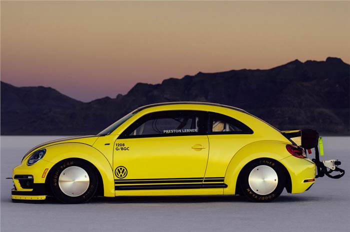 Tuned Volkswagen Beetle LSR achieves 330kph