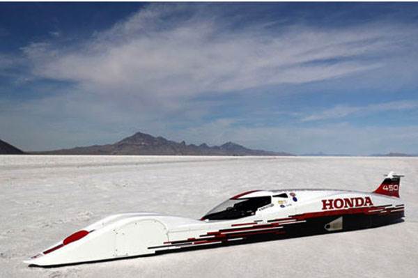 Honda S-Dream Streamliner hits new FIA land speed record at 419kph