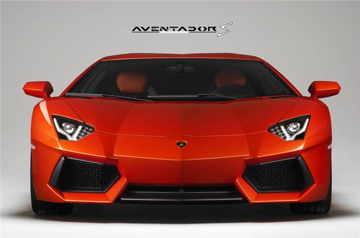 Hot Lamborghini Aventador S on the cards