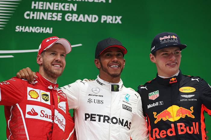 Hamilton hits back with Chinese GP win