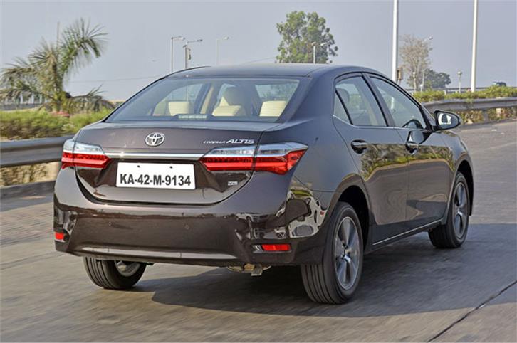 2017 Toyota Corolla Altis facelift review, test drive