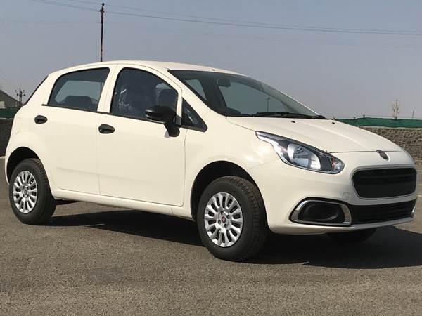 Fiat Punto Evo Pure launched at Rs 4.92 lakh