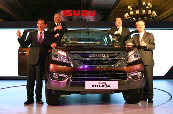 17 Isuzu Mu X Price Feature List Equipment And Engine Details Autocar India 17 Isuzu Mu X Price Feature List Equipment And Engine Details Autocar India